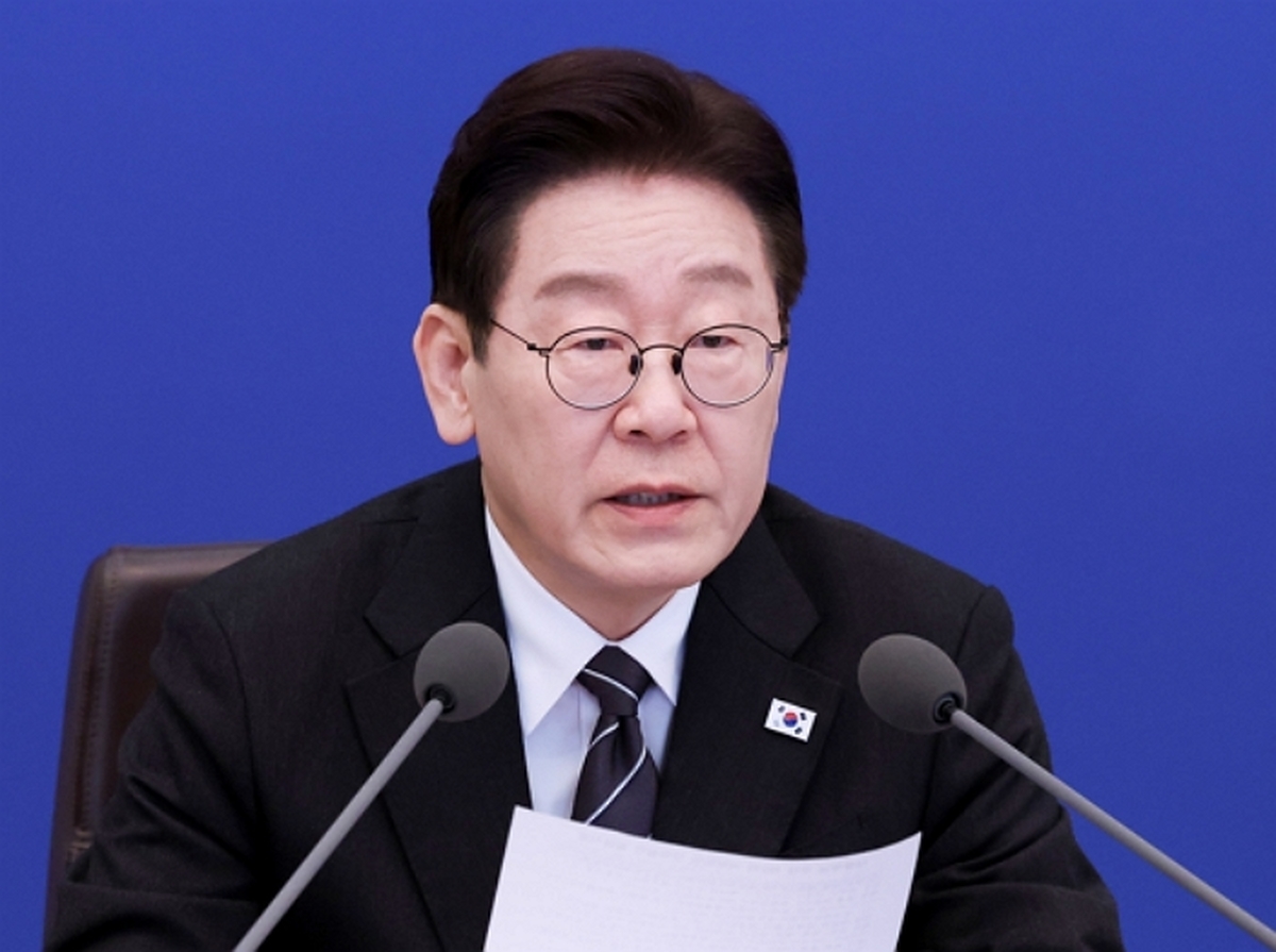 이 대통령, 주가조작 신고 독려 