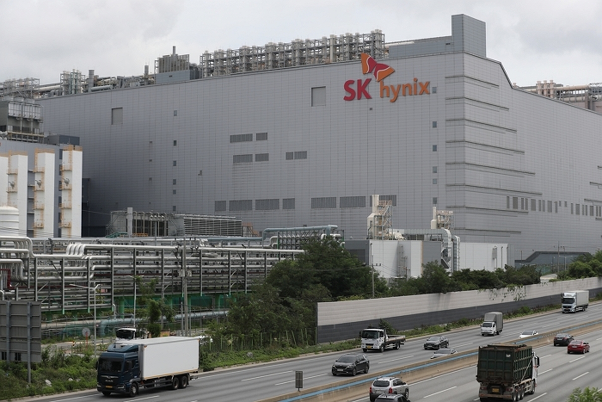 origin_SK하이닉스역대최대분기매출…영업익6년만에5조원대기록.jpg