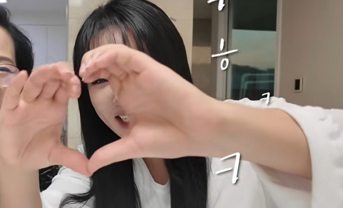 랄랄, 성형 일주일 뒤 확 달라진 얼굴 공개... 댓글 난리났다