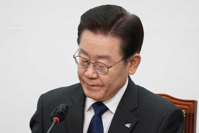 이재명 대통령 “언론 자유, 특권 아니다... 왜곡·거짓에는 무거운 책임 따라야”