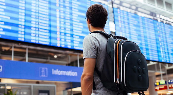 "여행 많이 다니는 사람일수록 삶의 만족도 높다"