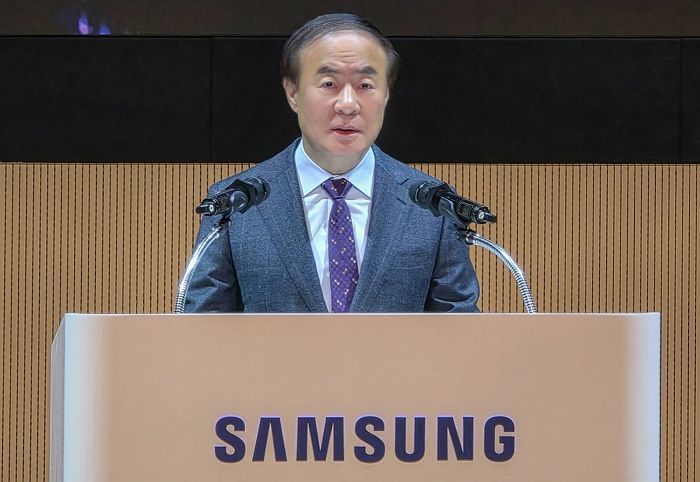 전영현 부회장 만난 삼성전자 노조, 교섭 재개키로