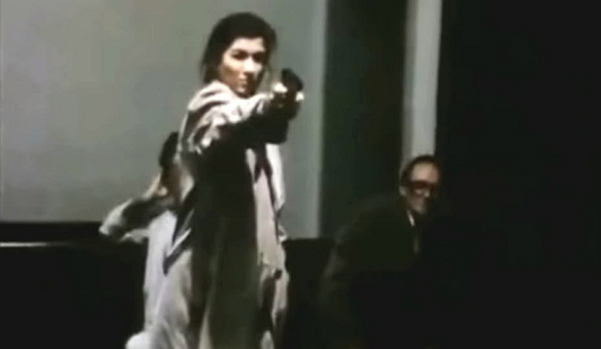 법정에서 사람 쏴죽였는데도 징역 6년 선고한 판사... 미안함에 3년만에 가석방 승인했다