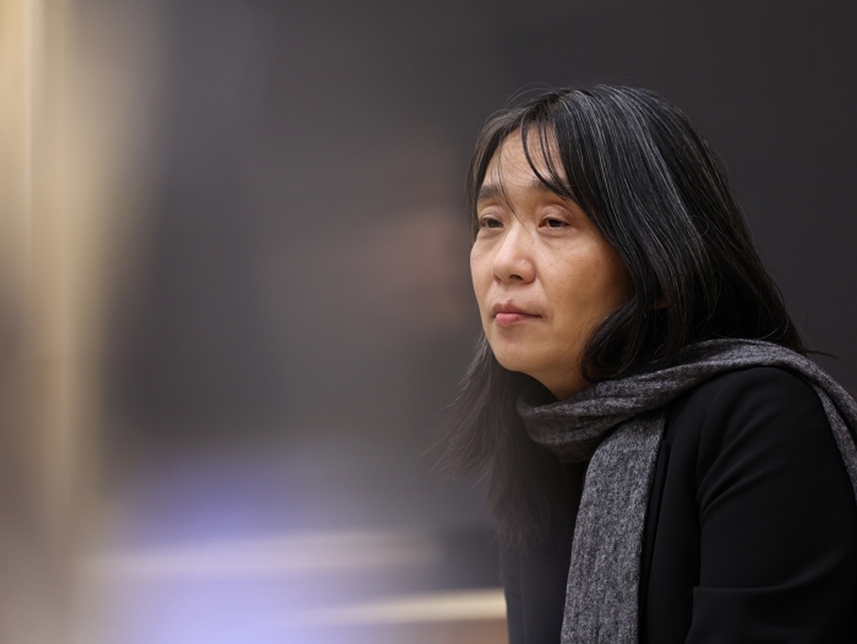 origin_한강작가시상식이후한국기자단과간담회 (1).jpg