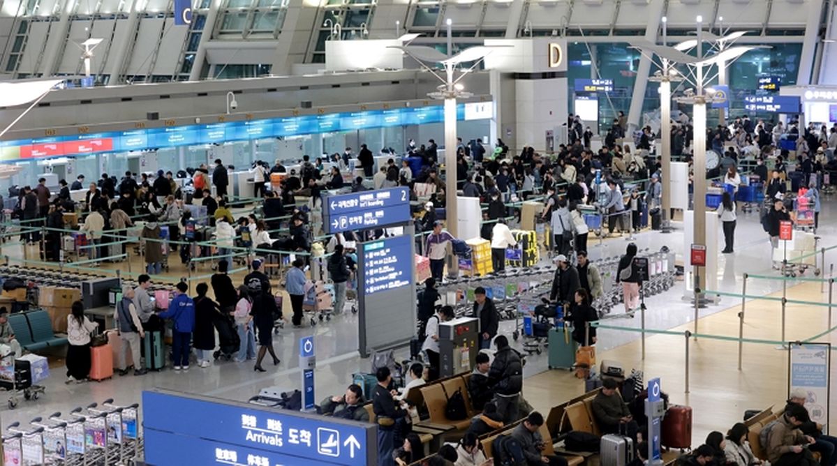 공항 출국세 7000원→2만원 인상 추진