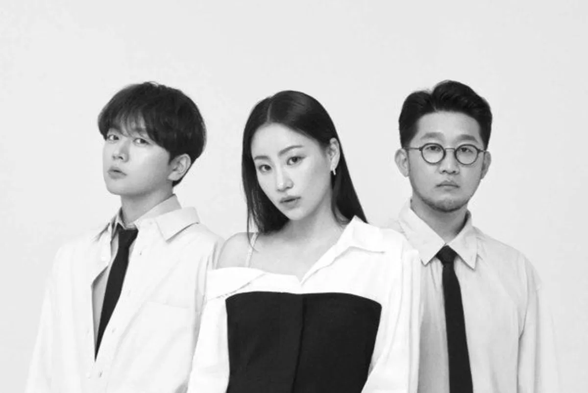 혼성 그룹 어반자카파. 앤드류컴퍼니 제공