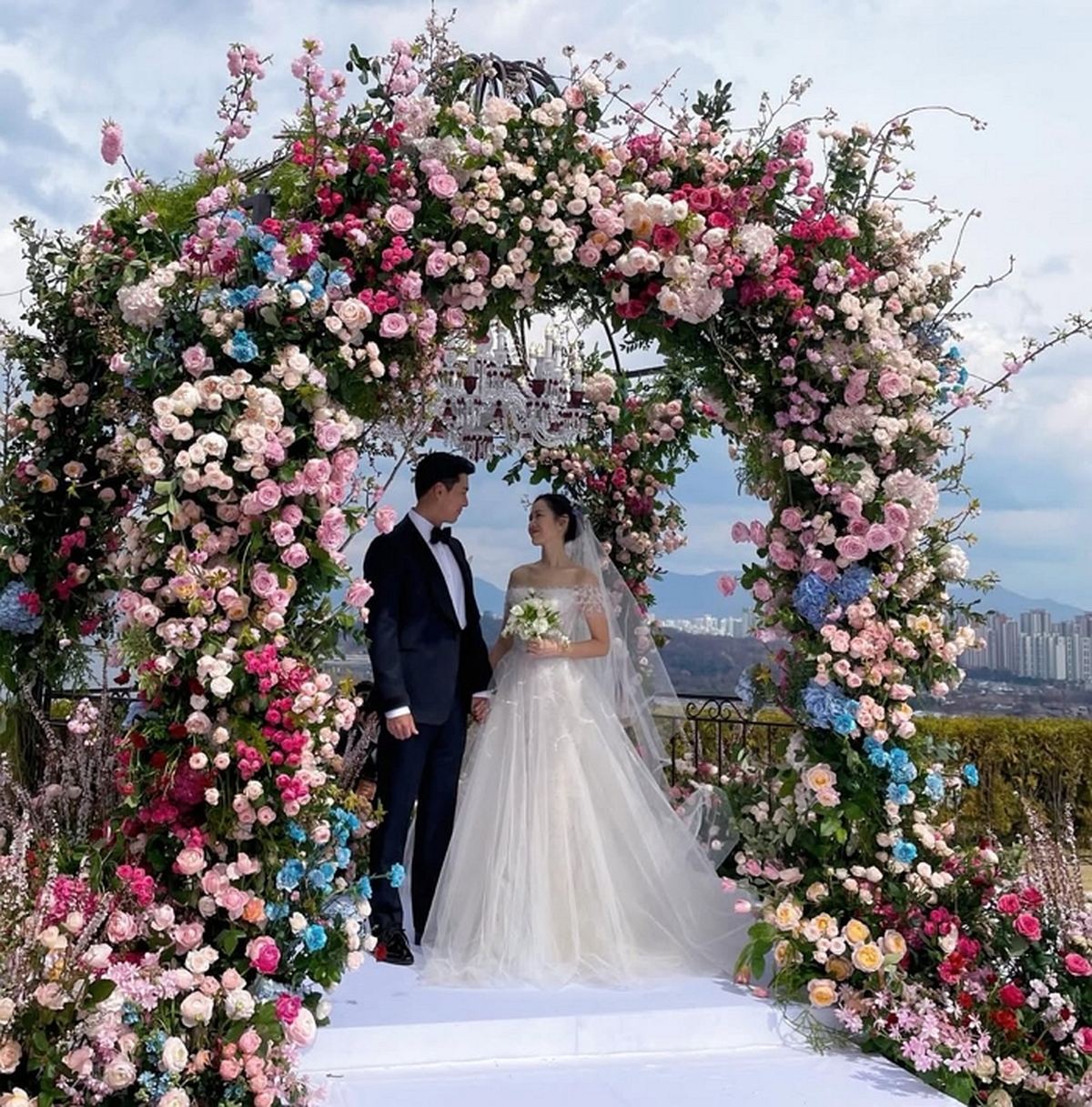 영원한….사랑과 우정 그사이 어디쯤🩷 #Happy4th🫶.jpg