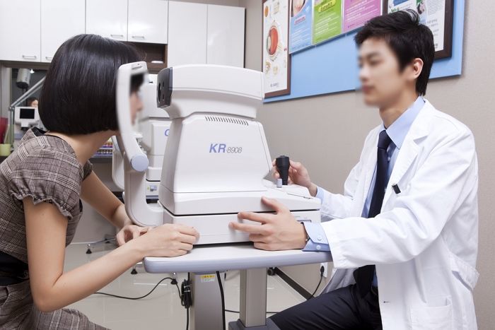 “자고 나면 안경부터 찾나요?” 시력교정술 고민하는 당신이 알아야 할 팩트 체크
