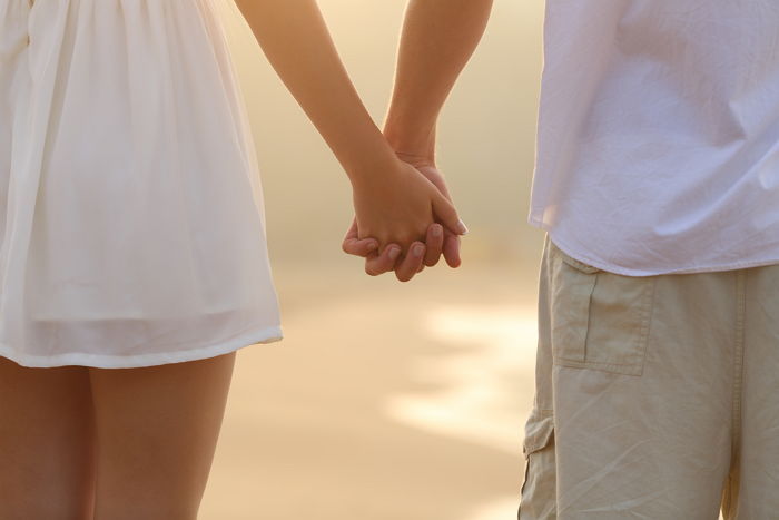 당신이 헤어진 연인에게 집착하고 있다는 증거 '7가지'