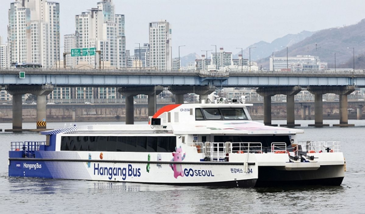 운항 재개 효과?... 한강버스, 3월 이용객 6만명 넘어 월간 '최대 기록' 경신