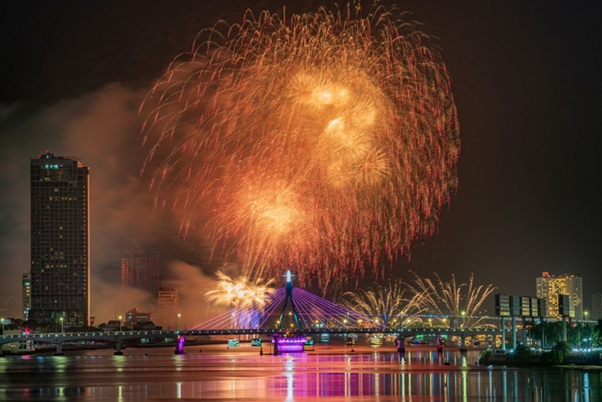 '다낭 사고' 한국인, 도움 준 현지 여성에 '서울 풀코스'로 보답