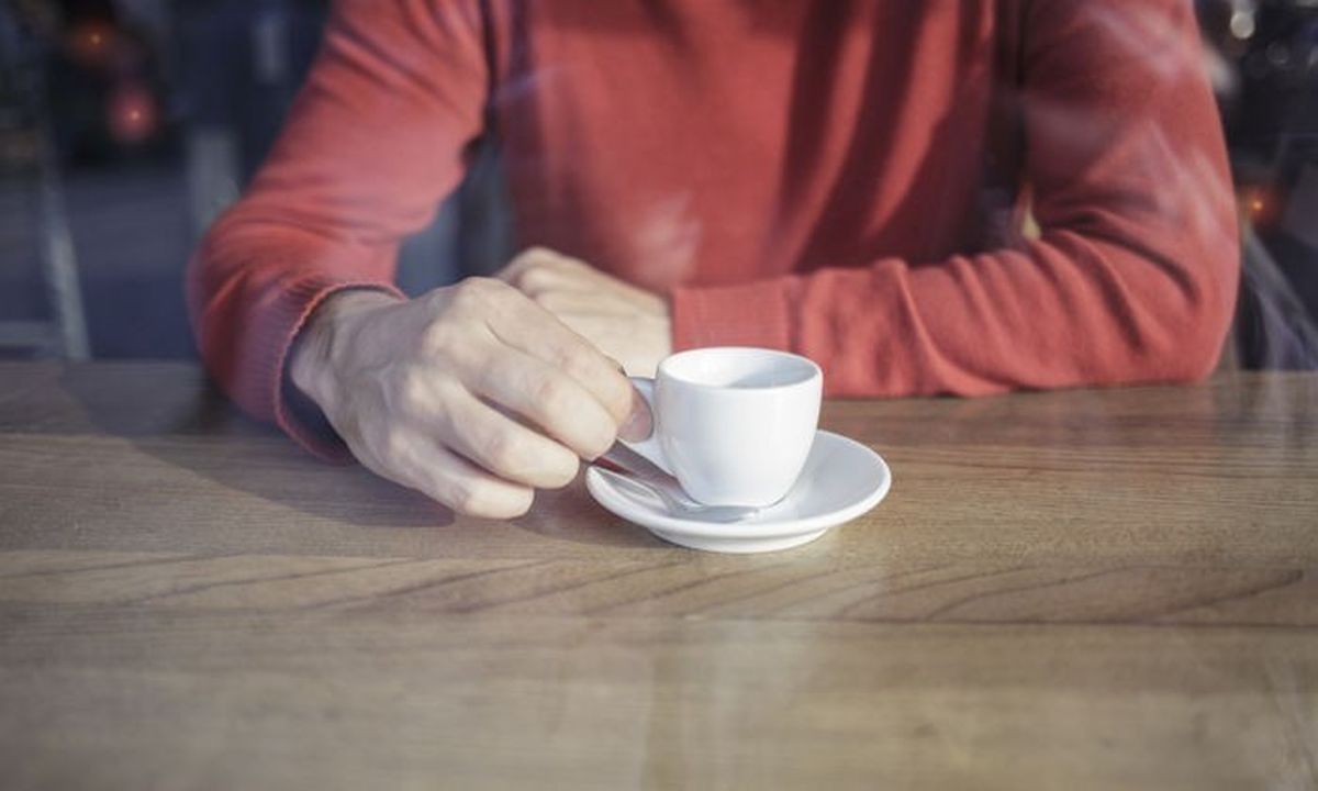 아침 커피 한 잔의 기적? 사망 위험 31% 낮추는 '커피 골든 타임'의 비밀