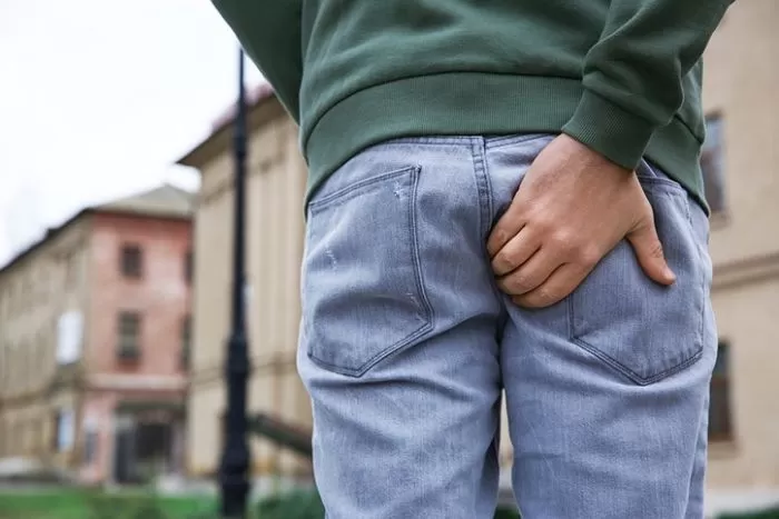 항문 금괴,일당 40만원,1회 1kg씩,총 112회 밀수,금괴 53억원어치