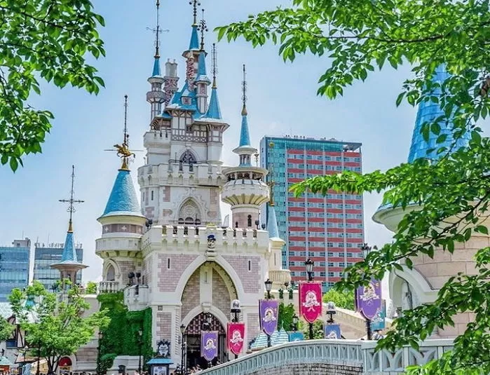 Instagram 'happylotteworld'