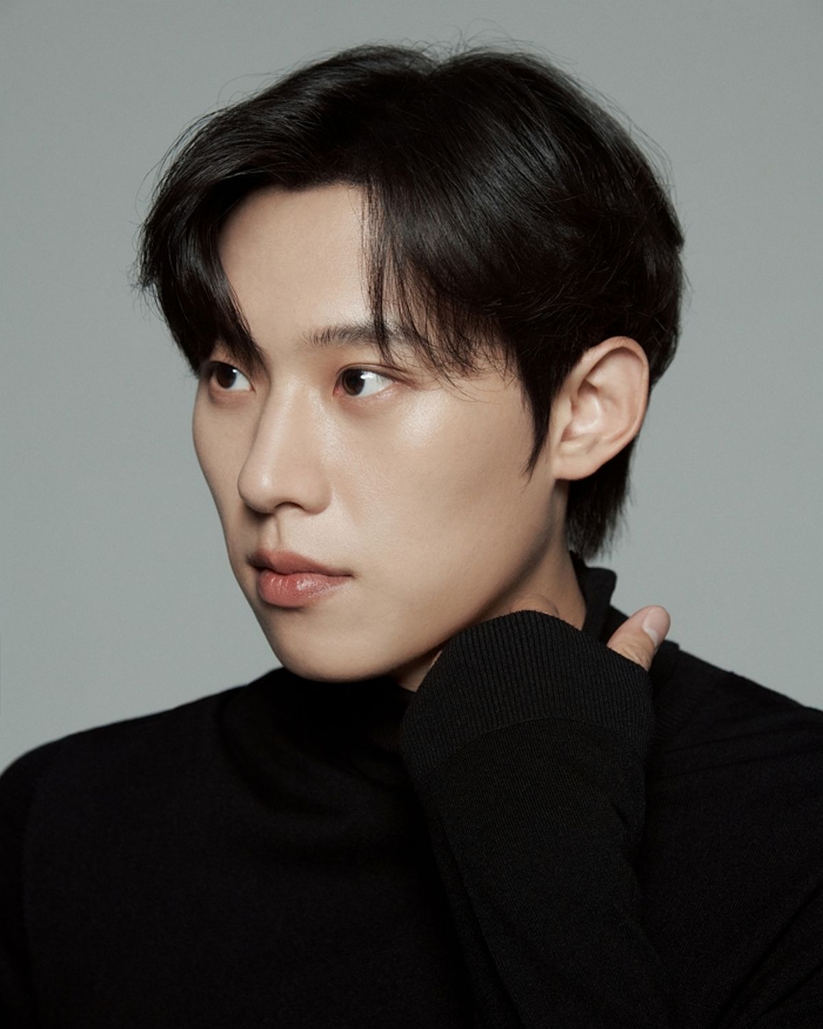 ‘그해 우리는’ PD 오빠 김성철, 이번엔 의사된다...  ‘슬리핑닥터’ 캐스팅