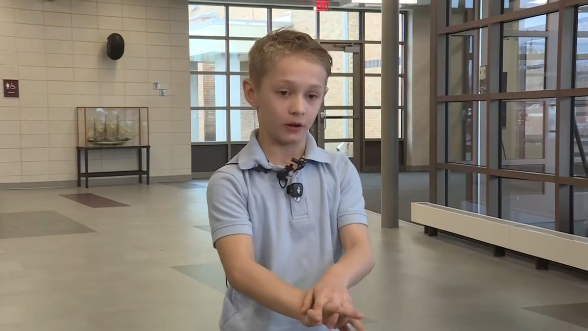 FOURTH GRADE HERO_ West Michigan boy honored after using hands-only CPR to save a man 0-43 screenshot.png