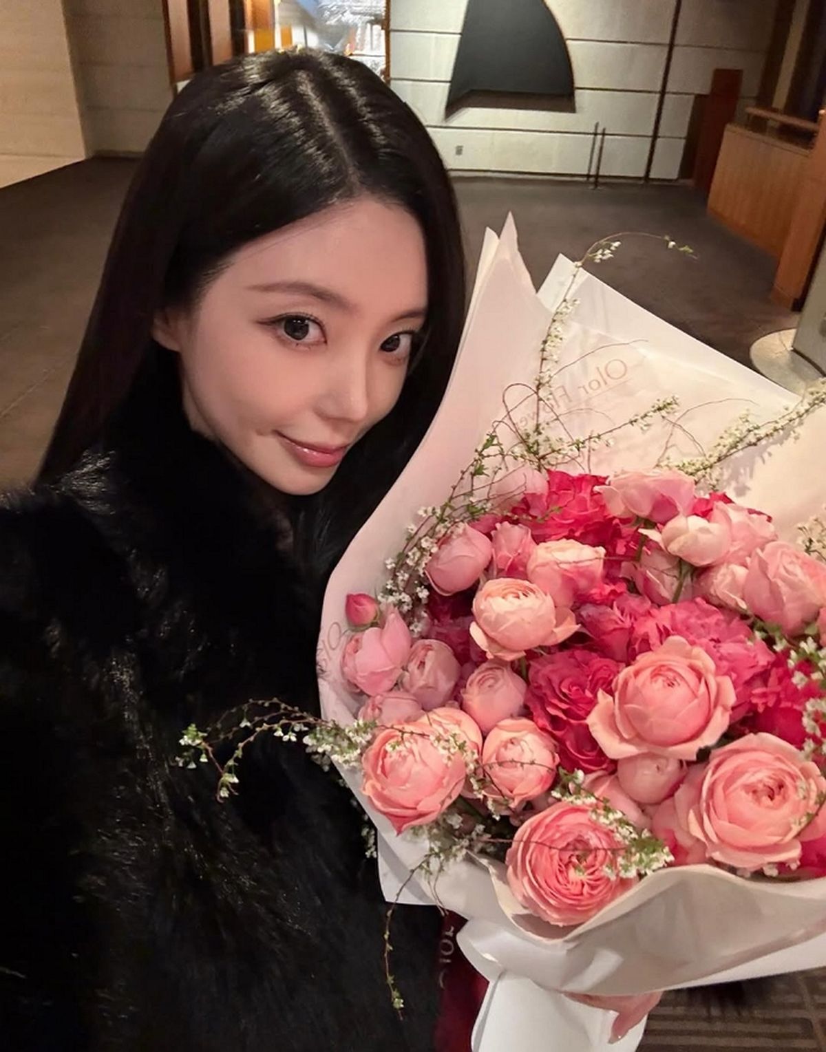 ‘솔로지옥3’ 윤하정, 품절녀됐다... 10월 깜짝 결혼 발표