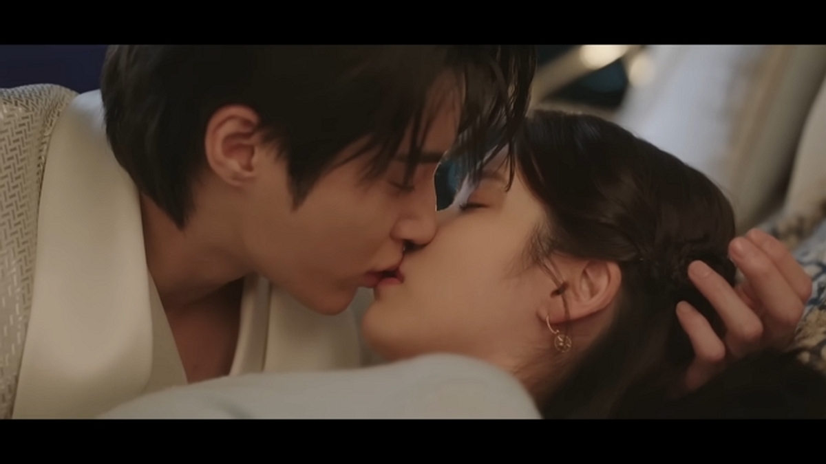 [21세기 대군부인 진심 엔딩] 둘만 있는 곳에서... 아이유X변우석, 강렬한 입맞춤, MBC 260425 방송 1-5 screenshot.jpg