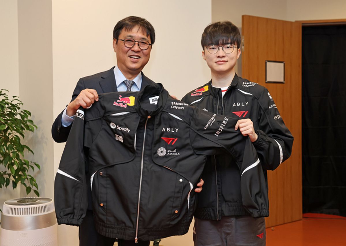 T1 홈그라운드 방문했다가 '대상혁'에 유니폼 선물받은 문체부 장관