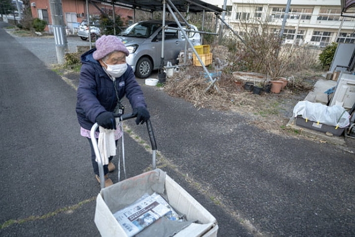 취업 후 34년 동안 '무결근' 한 92살 할머니 신문배달원, 기네스 세계기록 등재됐다