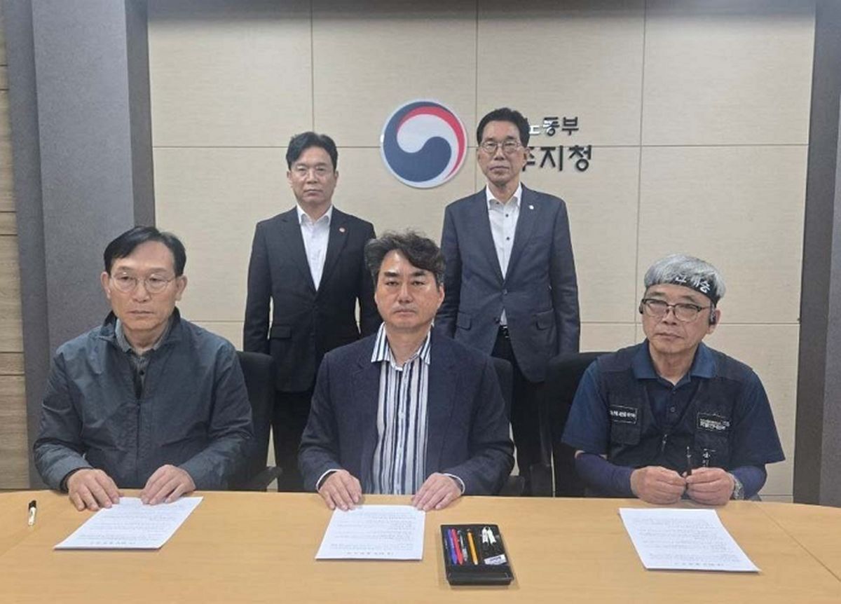 화물연대·BGF로지스, 잠정 합의... 조합원 사망 사고 9일만