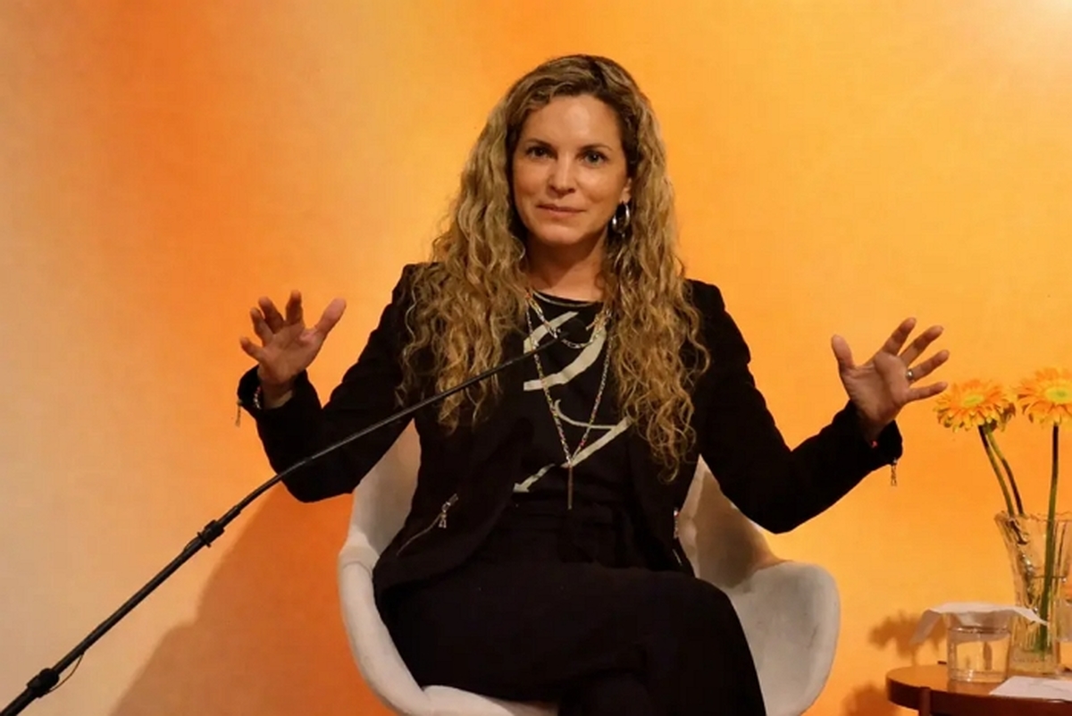 ingrid-speaking-ordeal-i-ve-127042879.jpg