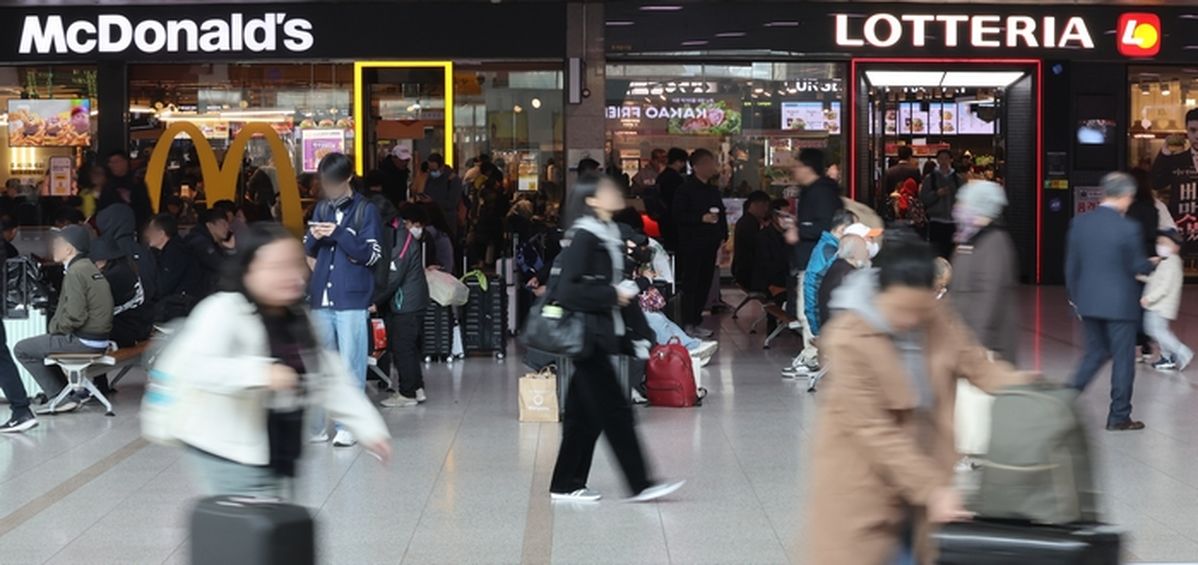 불황 모르는 버거 업계, 일제히 ‘1조 클럽’ 입성... 런치플레이션 속 나홀로 호황