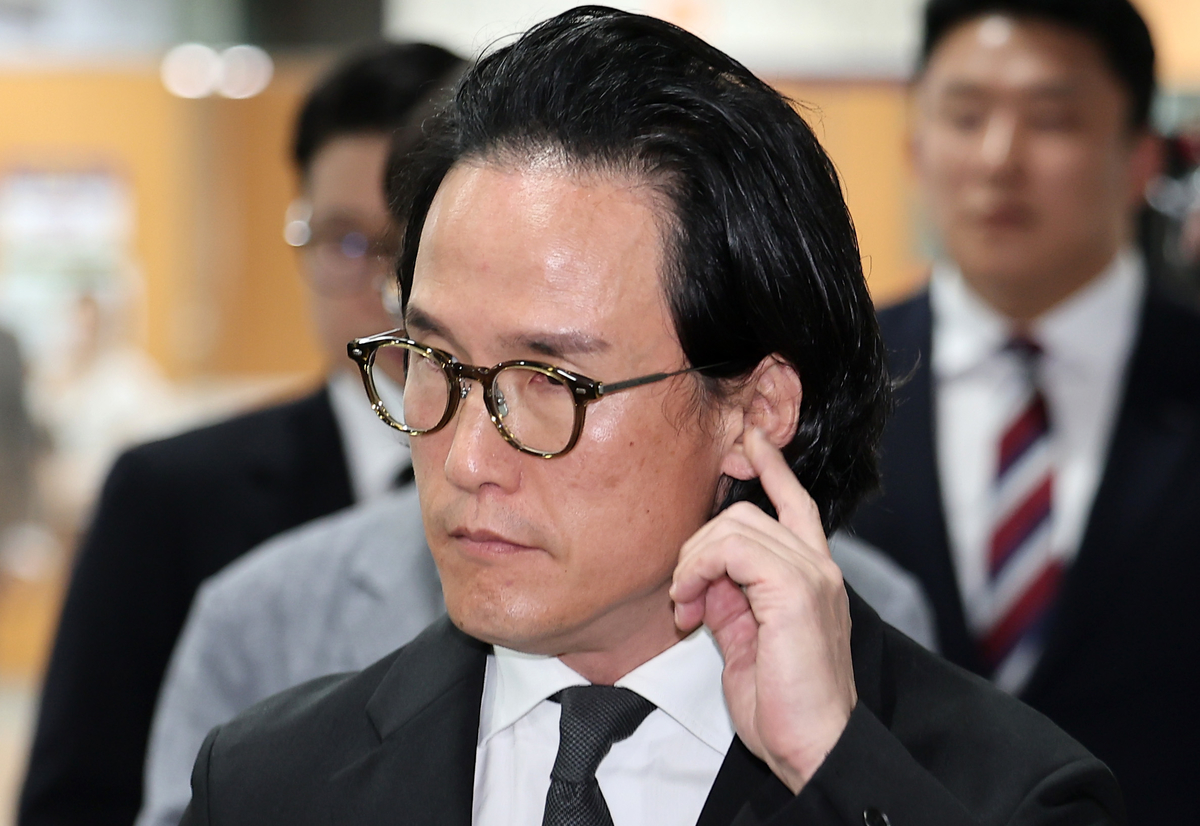 origin_200억횡령·배임혐의1심선고출석하는조현범회장.jpg