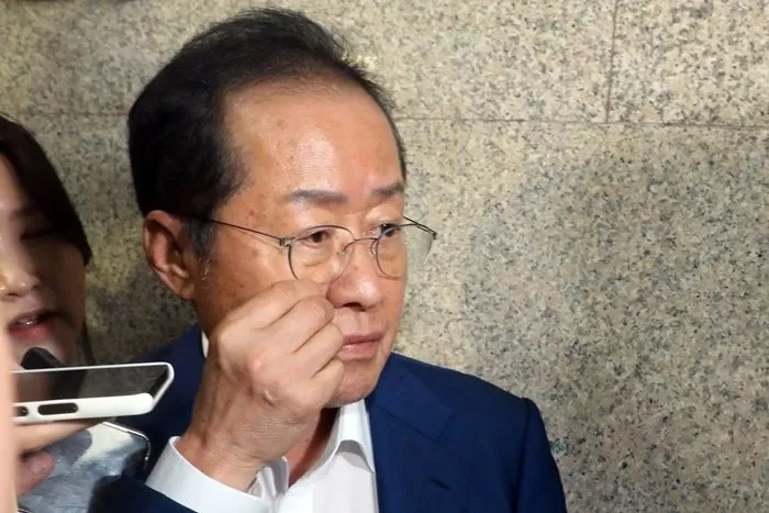 홍준표, '돼지발정제' 저격에 대폭발...“만만하니 별 X이 나와서 설친다”