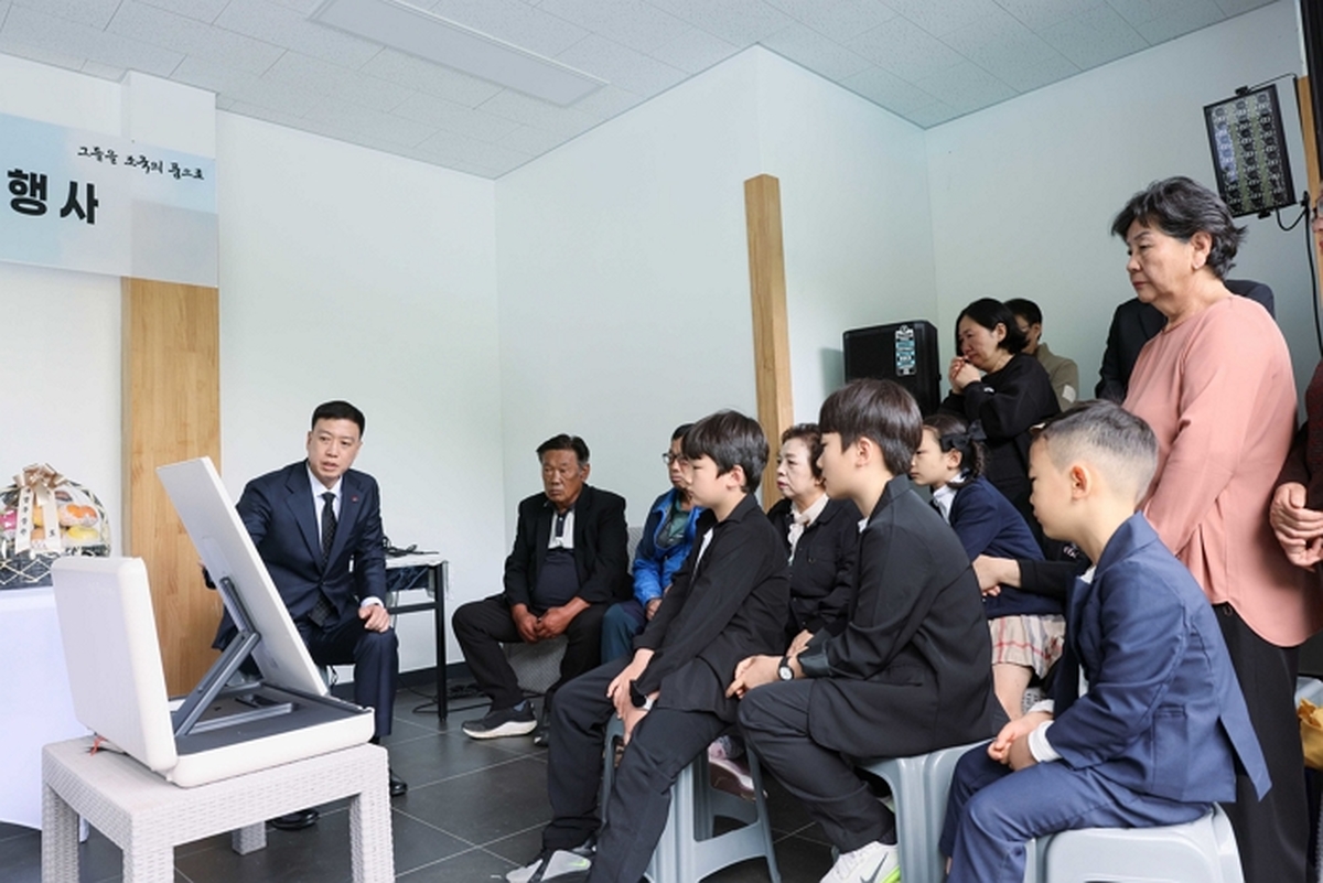 origin_故김순식하사호국의영웅귀환행사 (1).jpg