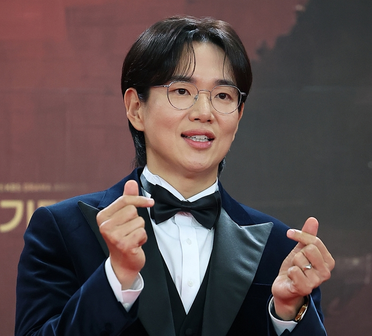 origin_장성규올해도연기대상MC.jpg