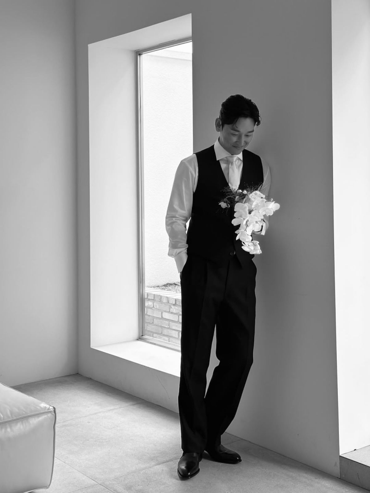 배우 강신효, “내일 장가갑니다”... 비연예인 신부와 17일 깜짝 결혼 발표