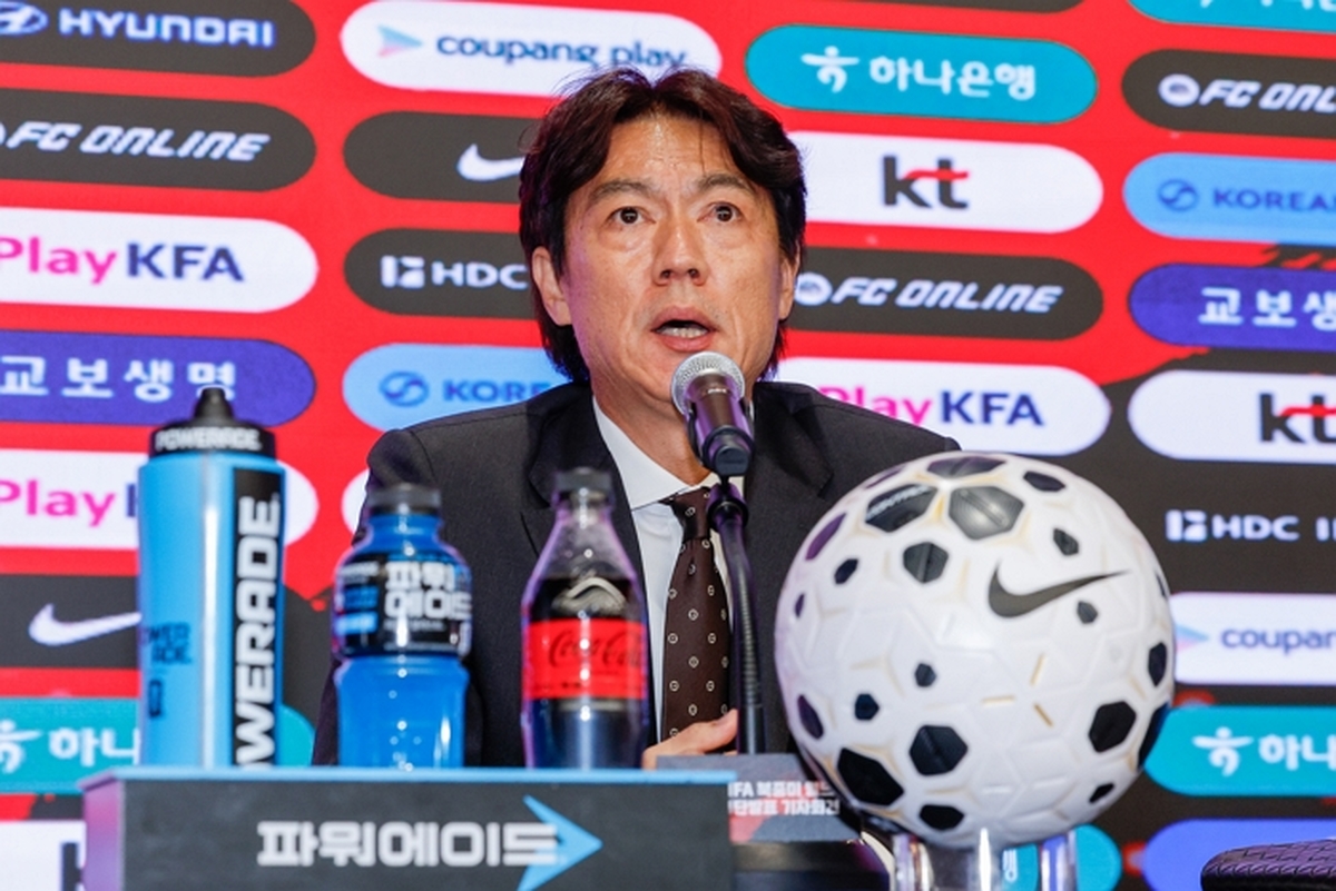 origin_손흥민등북중미월드컵26명최종확정답변하는홍명보.jpg