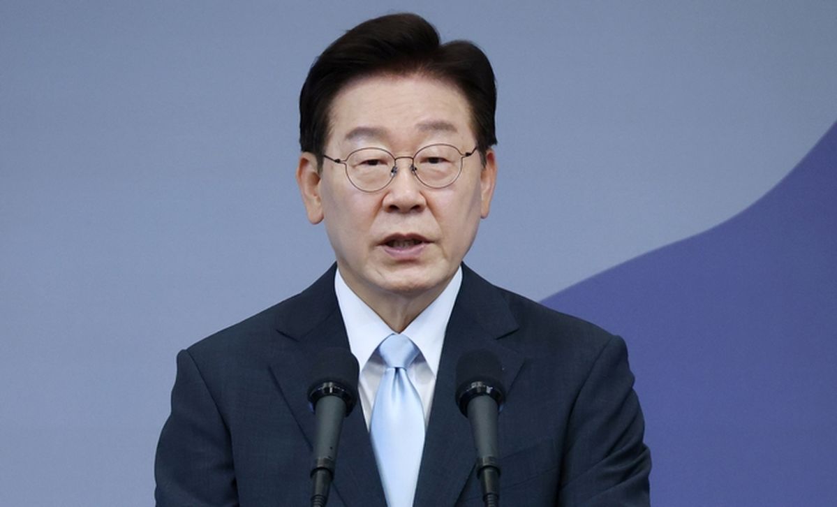 “돈이 마귀라지만...” 李대통령, 스타벅스 이어 무신사 ‘민주화 조롱’ 광고 격노