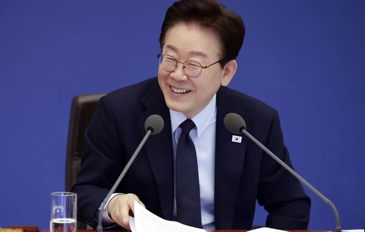 이재명 대통령이 6일 청와대에서 열린 제20회 국무회의 겸 제7차 비상경제점검회의에서 발언을 하고 있다. (청와대통신사진기자단) 2026.5.6 / 뉴스1