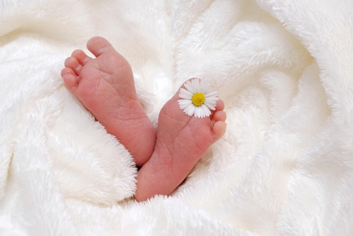 kelin-feet-718146_1920.jpg