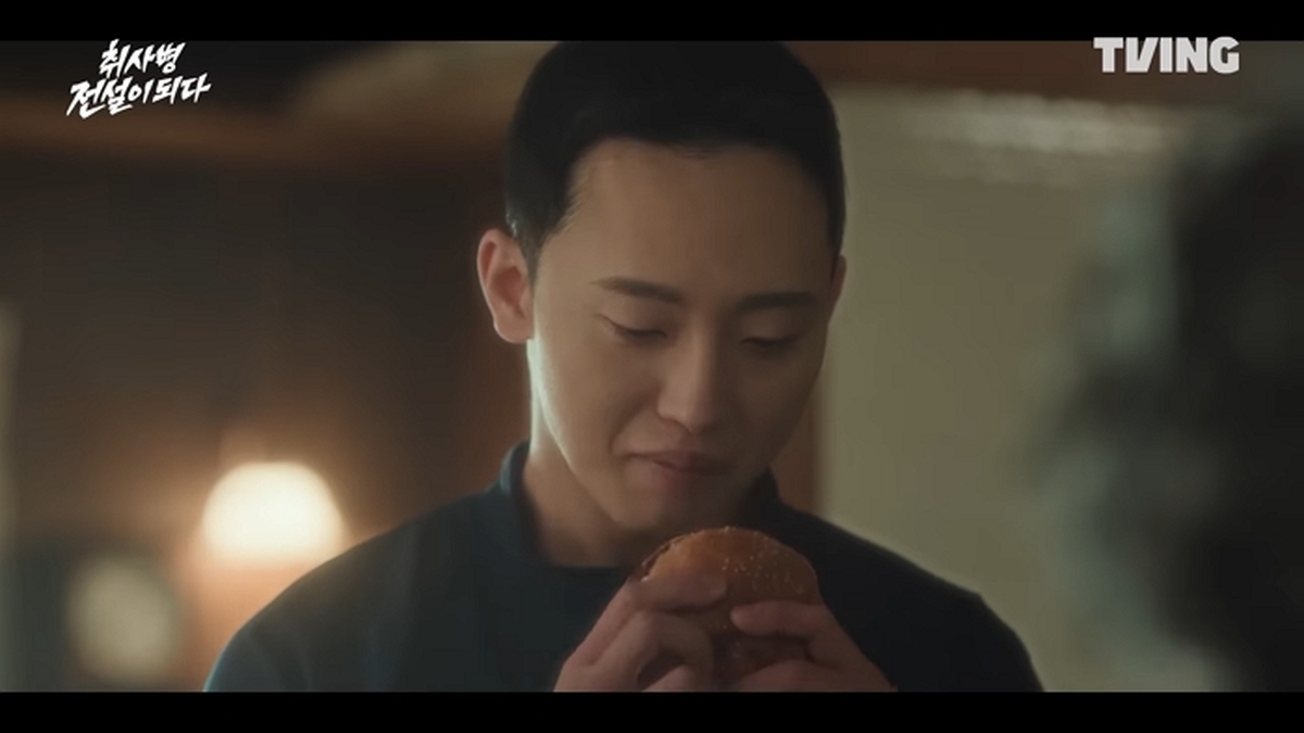 [취사병 전설이 되다] 지금 내 눈에 흐르는 건 마음의 땀이야... 💦 _ 7화 클립ㅣTVING _ The Legend of Kitchen Soldier 1-42 screenshot.jpg