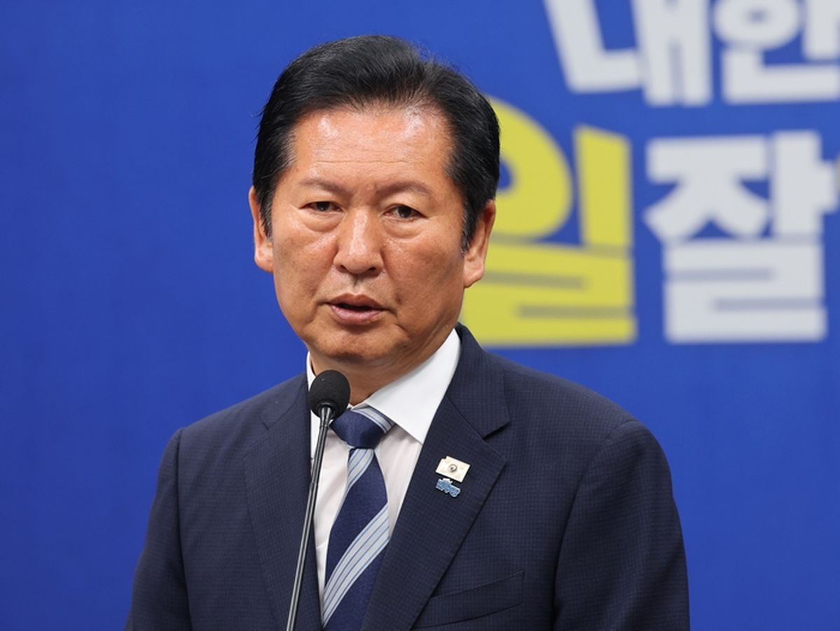 정청래 “민주당 큰 승리 안겨준 국민께 감사... 다만 서울 탈환 못해 아프다”