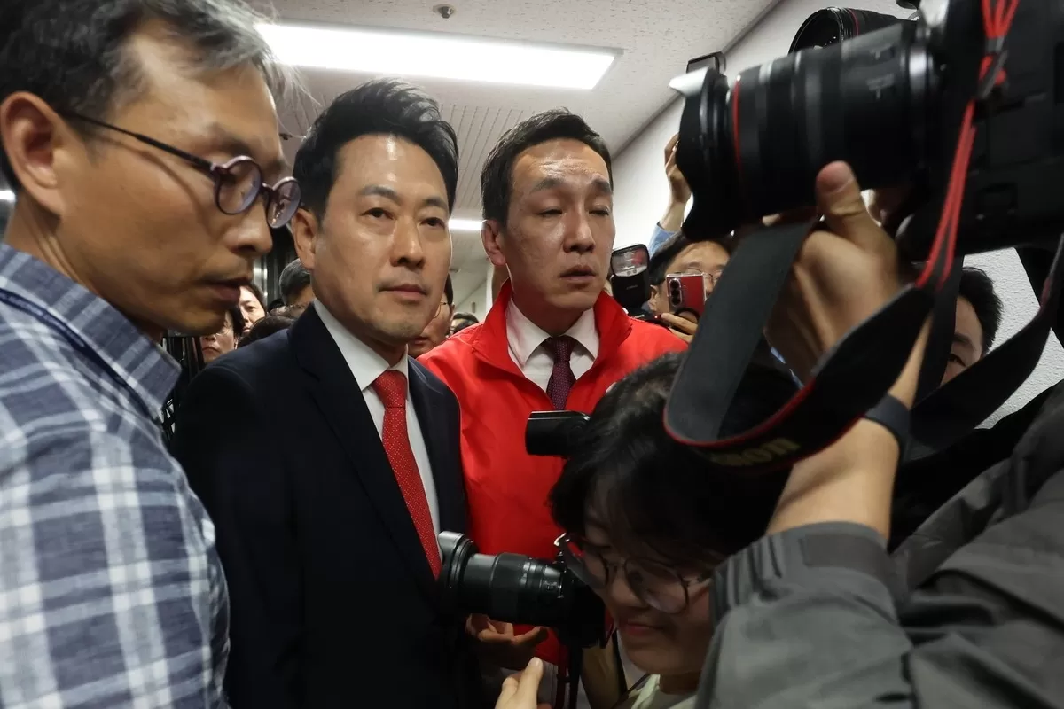 origin_장동혁대표중앙선관위원장에항의방문.jpg