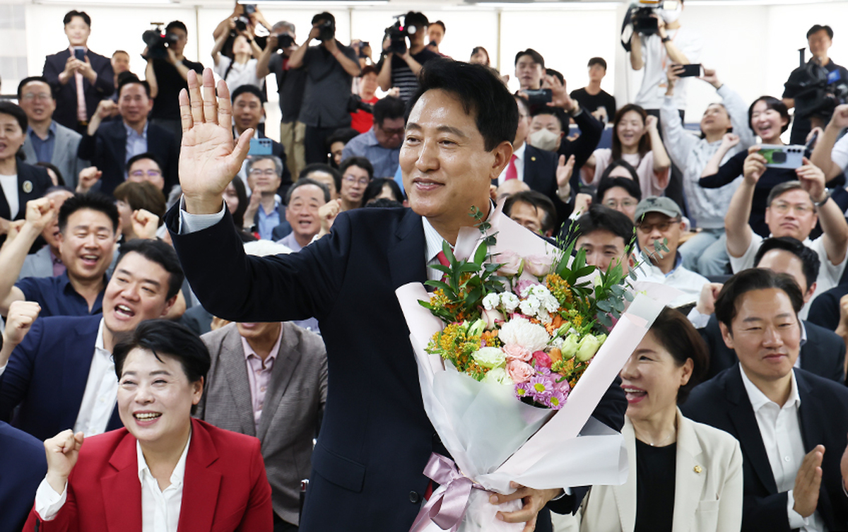origin_밝은표정으로인사하는오세훈.jpg