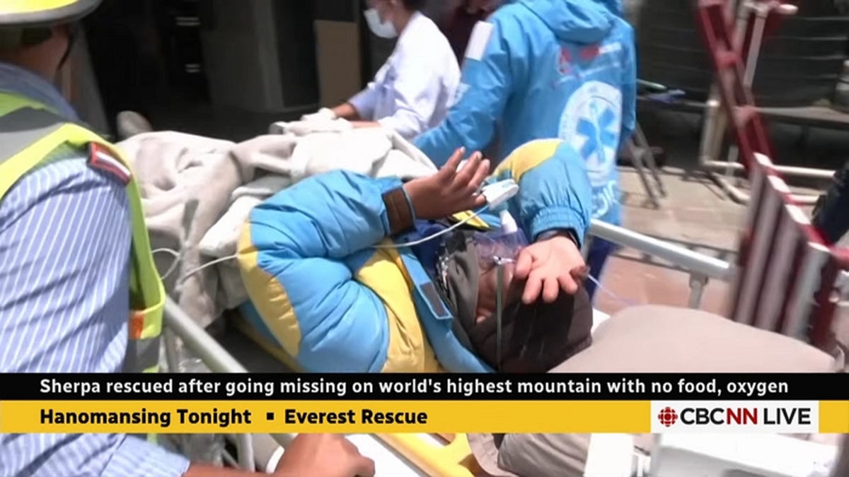 Missing Mount Everest Sherpa guide found alive crawling back to base camp _ Hanomansing Tonight 0-21 screenshot (3).jpg
