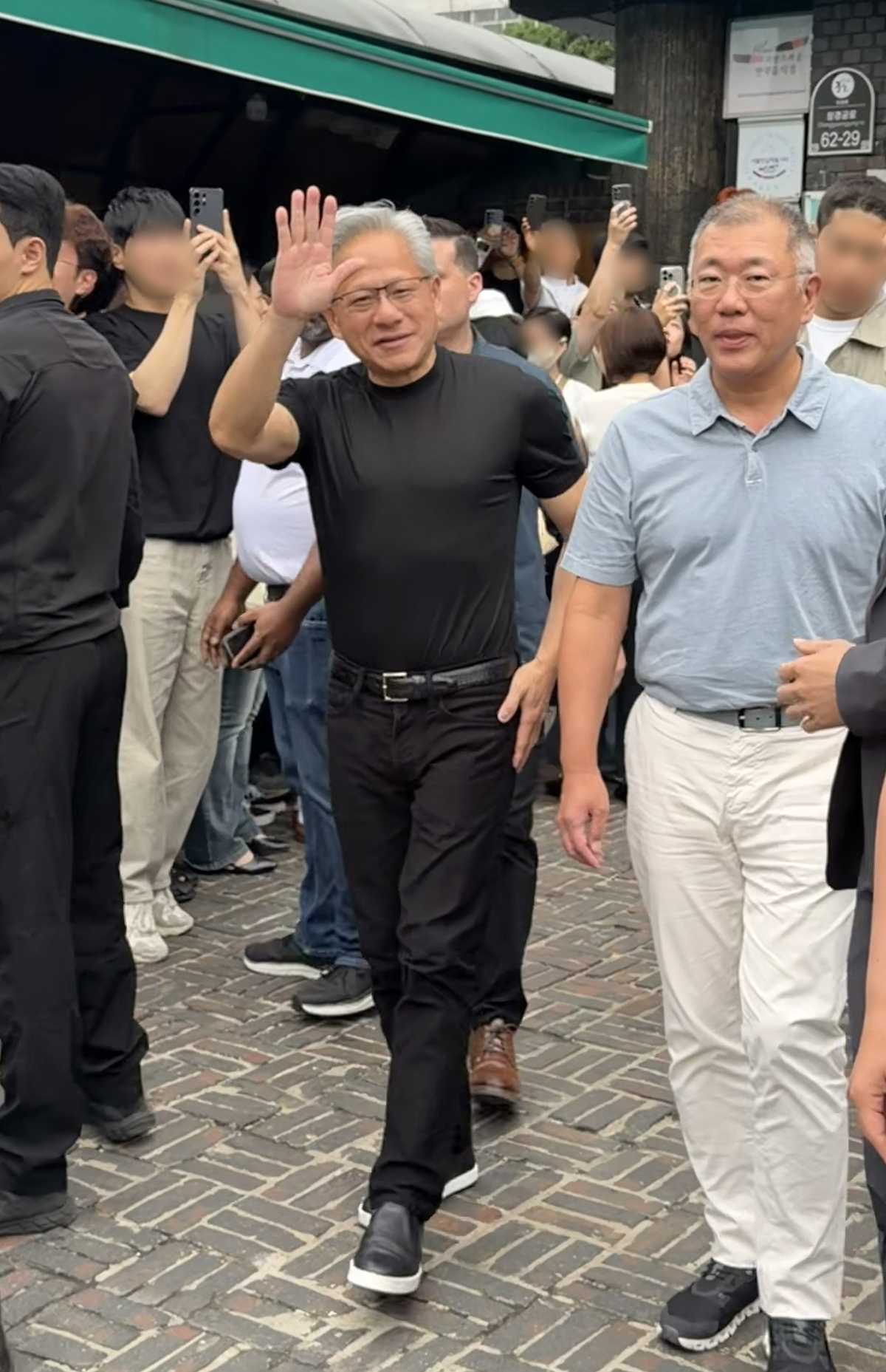 origin_정의선회장과냉면회동가진젠슨황엔비디아CEO.jpg