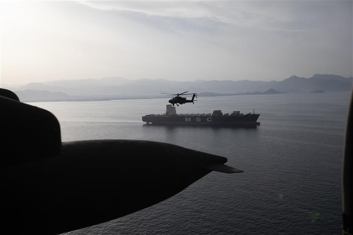HGL2U8yW0AAdbel.jpg