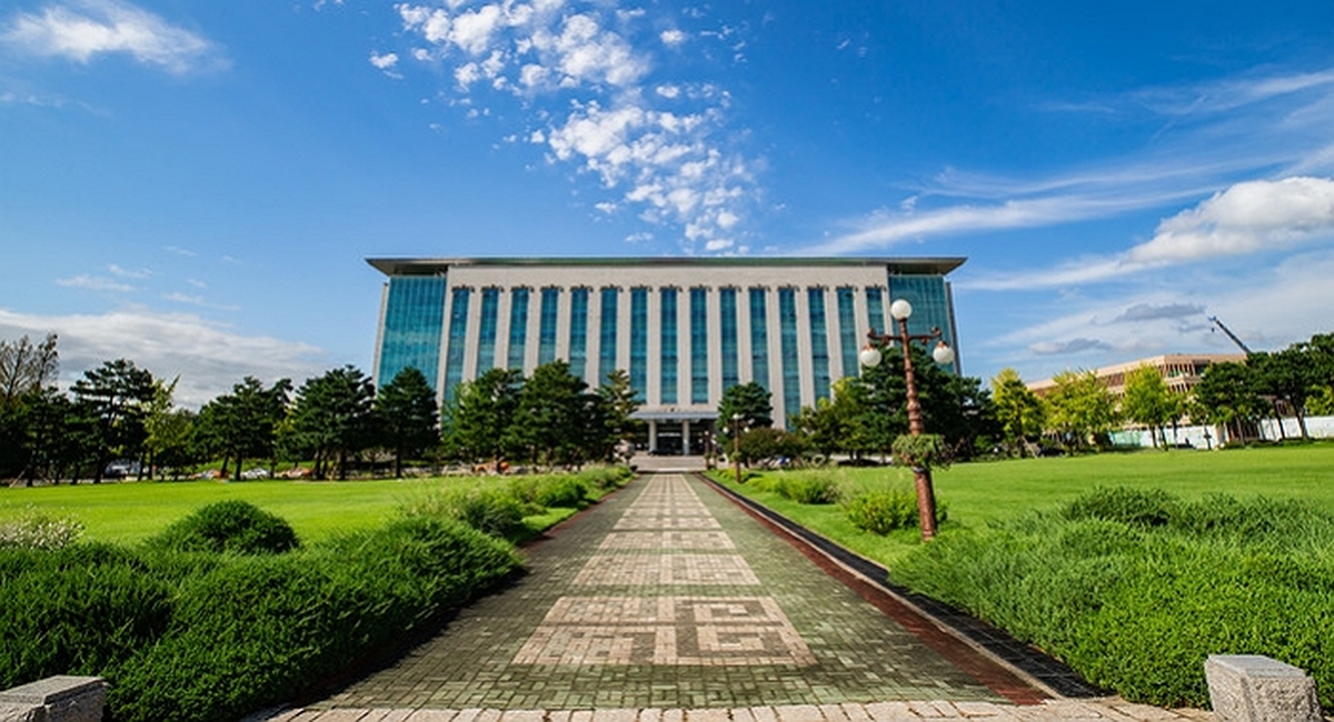 pokc04016a8b9j981126.jpg