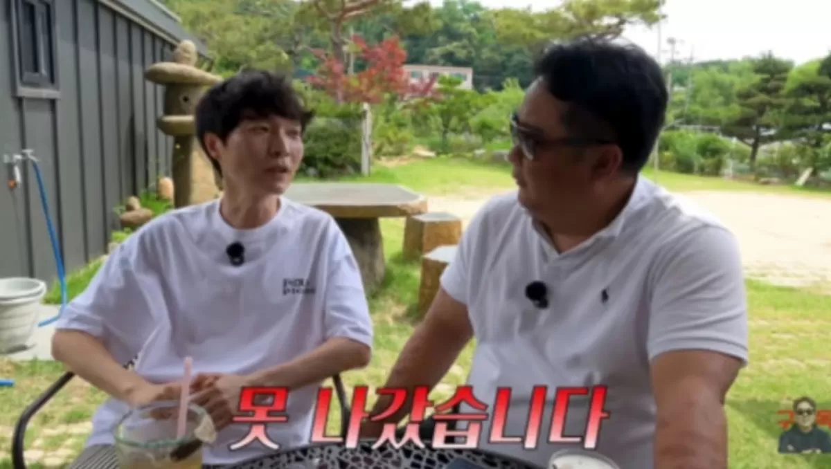 방송인 신정환(52)이 지상파 방송에 복귀하지 않는 이유를 밝혔다./사진=유튜브 채널 철없는 장사꾼