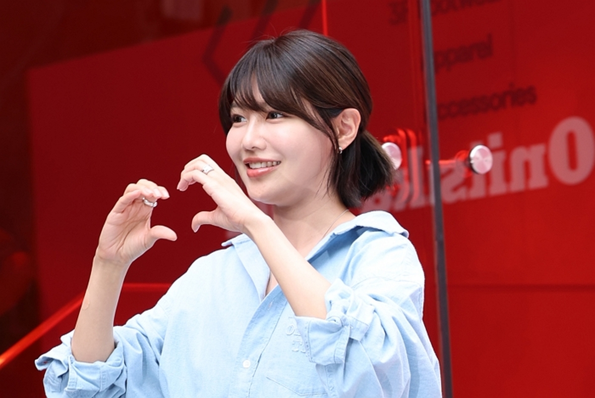 origin_최수영하트.jpg