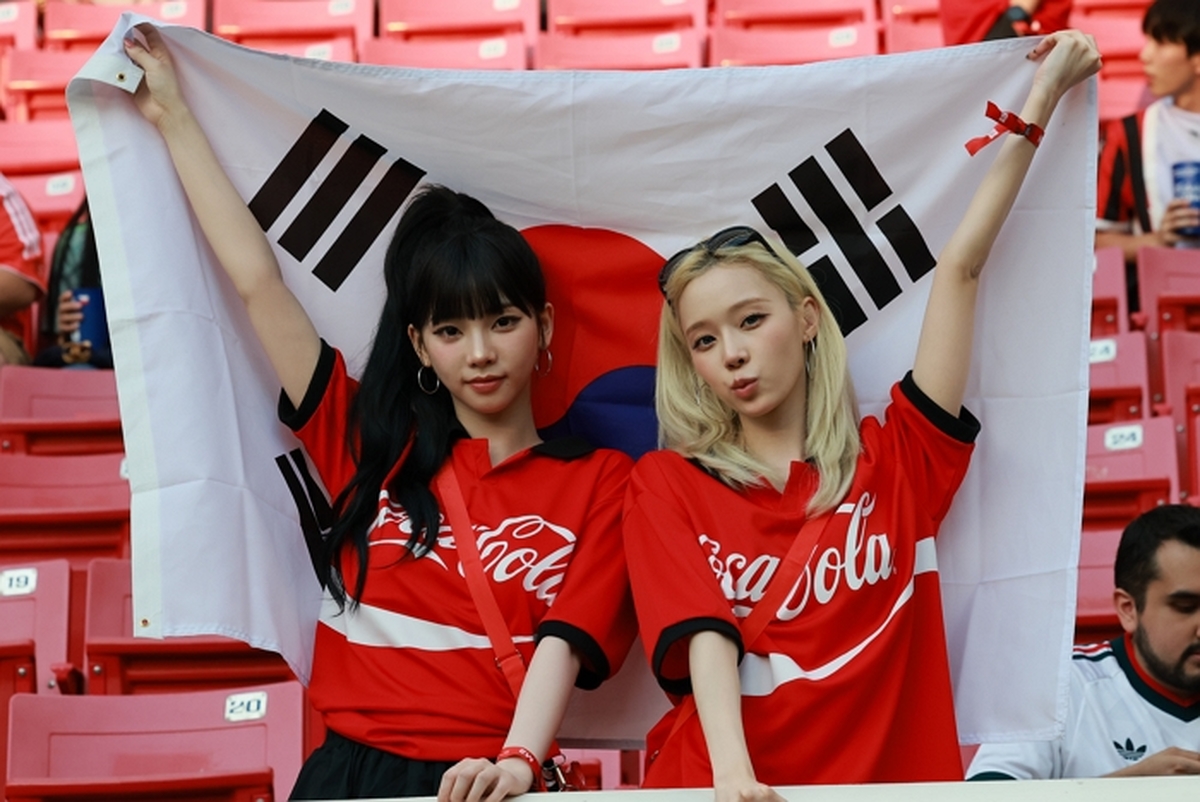 origin_카리나·윈터월드컵현장응원왔어요.jpg
