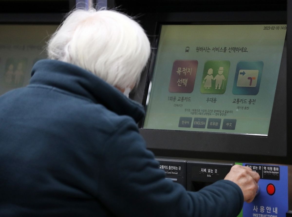 “승객 한 명 태울 때마다 781원 손실”... 서울 지하철, 적자 구조 심화