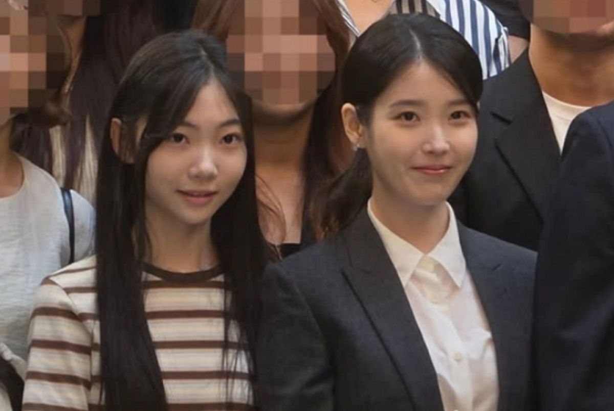 ‘21세기 대군부인’ 논란 이후 소식 뜸했던 아이유... 뜻밖의 장소서 포착된 근황