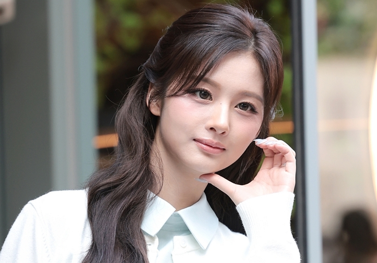 origin_엔믹스설윤강남여신.jpg